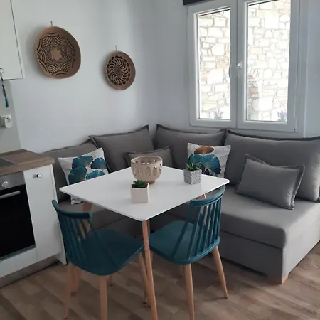 Flora In Paros * Науса