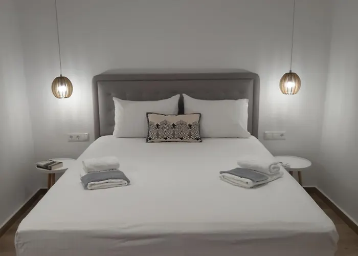 Апартаменты Flora In Paros *