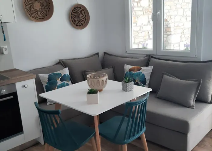 Flora In Paros * Науса