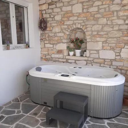 Flora In Paros * Naousa