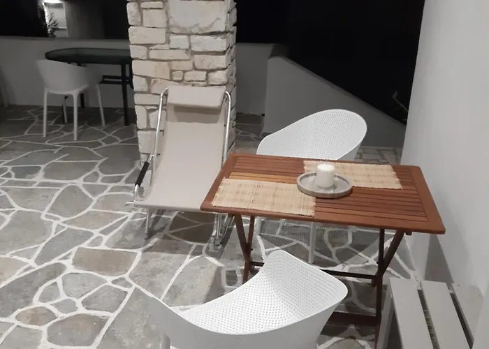 Flora In Paros Naousa